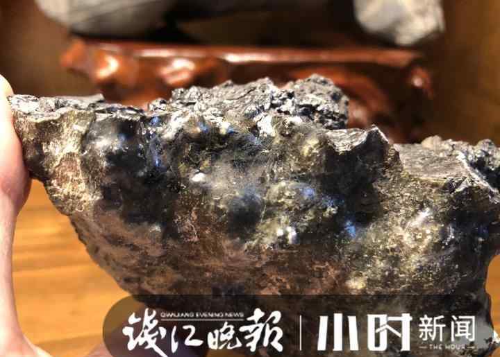 tektite 浙江临安惊现比钻石还贵的陨石？专家：需进一步分析