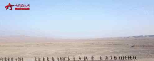 新疆反恐实战现场 很刺激！新疆特战反恐演练现场画面曝光