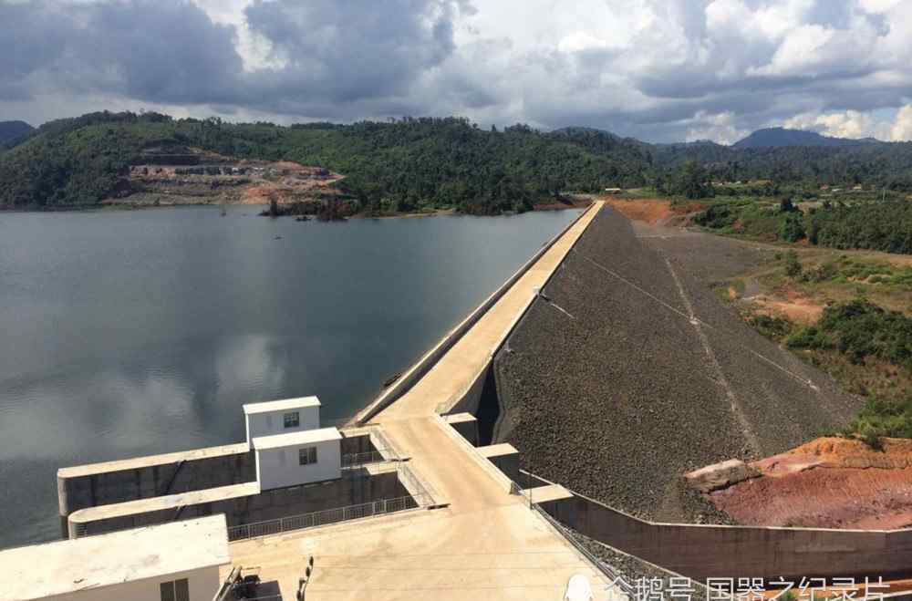 大渡河水电 又一百万瓦级水电站开建！横向截断大渡河，全球最高坝拔地而起