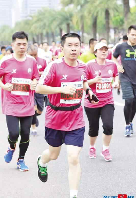 厦门国际马拉松 厦门国际马拉松将开跑 奔跑者讲述与马拉松的故事