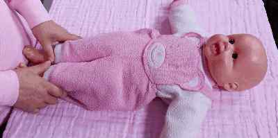 新生儿胀气怎么办快速排气 宝宝胀气怎么办？这些快速处理方法要及时学会！