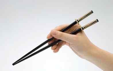筷子是谁发明的 筷子是谁发明的，为什么不直接用手？