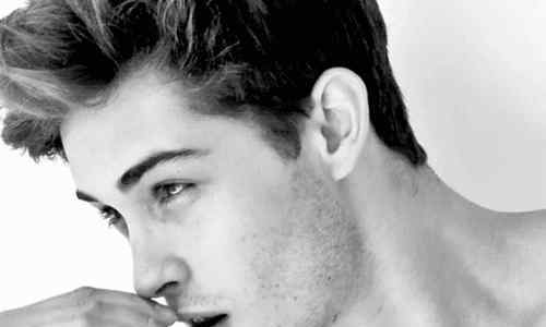 chico Francisco Lachowski：90后巴西超帅男模，在巅峰时期结婚生子