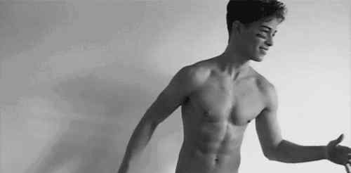 chico Francisco Lachowski：90后巴西超帅男模，在巅峰时期结婚生子