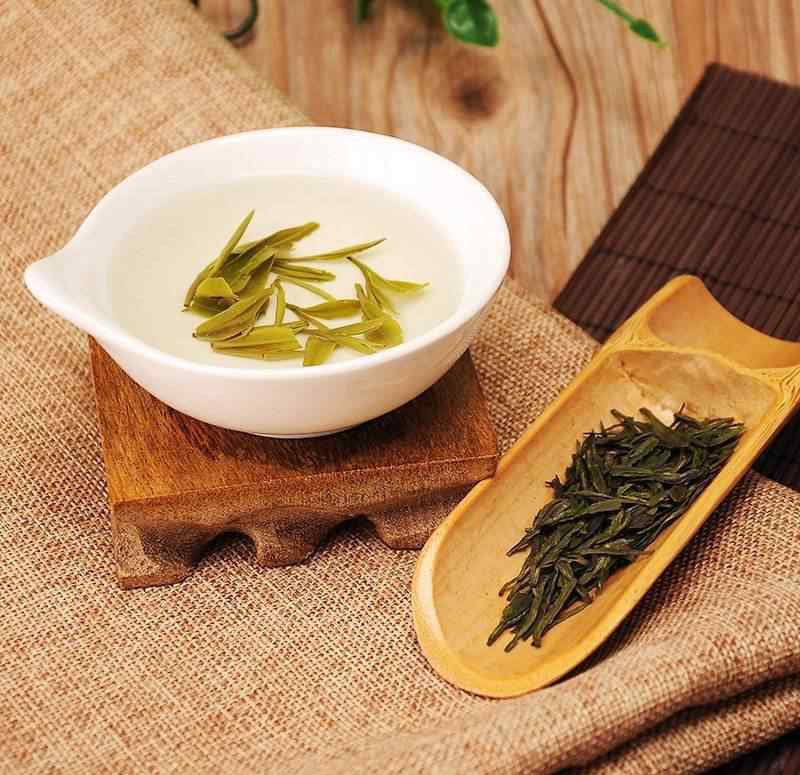 绿茶的保健功效 绿茶不仅仅是好喝，还具有一定的保健功能，喝绿茶有什么好处？