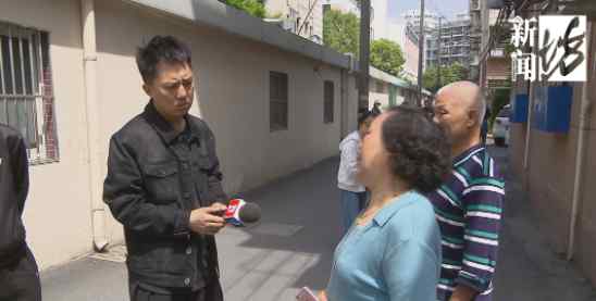 10个月里 民警消防员来了90多趟！上海阿姨崩溃：到底是谁？