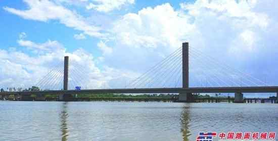 柳工欧维姆 柳工欧维姆公司助力东非最壮观第一大桥