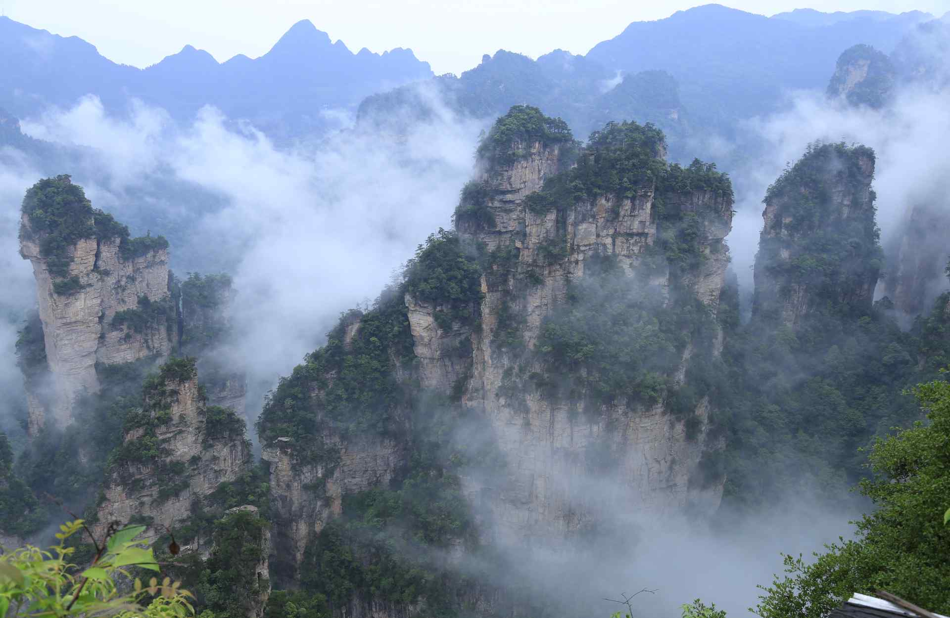 张家界旅游景点简介 张家界旅游景点介绍—国家森林公园