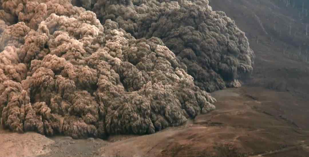 脑浆 脑浆沸腾头骨爆炸，肌肉蒸发组织玻璃化，火山毁灭城市的瞬间比地狱更可怕