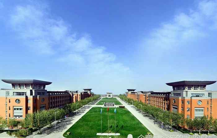 河南财经政法大学成功学院 河南这所大学改名很成功，抹去了民办的影子，原名被吐槽：有点土