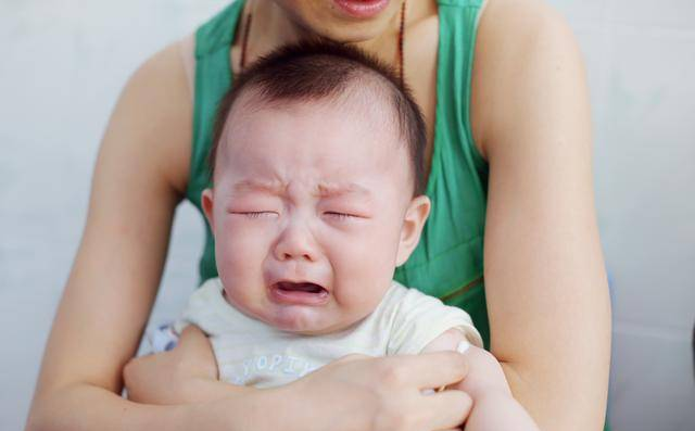 孩子厌食被按住挑疳积 是中医育儿还是残忍旧