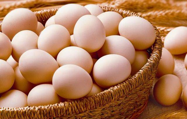 蛋中蛋、橡皮蛋、变形蛋！这些鸡蛋你敢吃吗？
