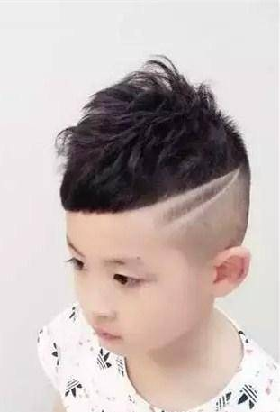 最适合中国小男孩的宝宝发型，帅炸了