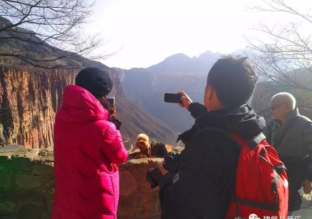 看了谢晋导演的《清凉寺钟声》后，再到世界上最危险的村庄——郭亮村，您会再哭一次！