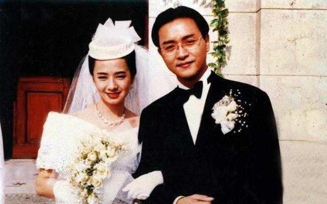 经历三段婚姻！毛舜筠与老公区丁平闪婚恩爱23年