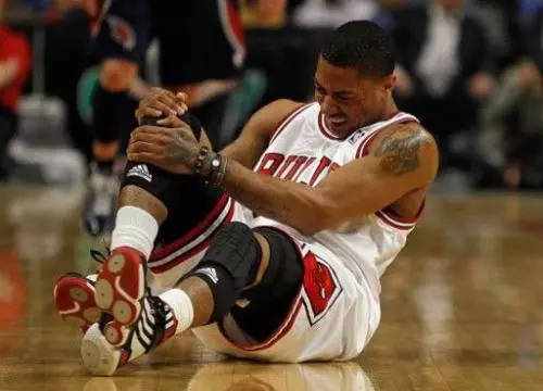 NBA球员的“伤疤”有多吓人？科比跟腱三十厘米长，格林最惊人