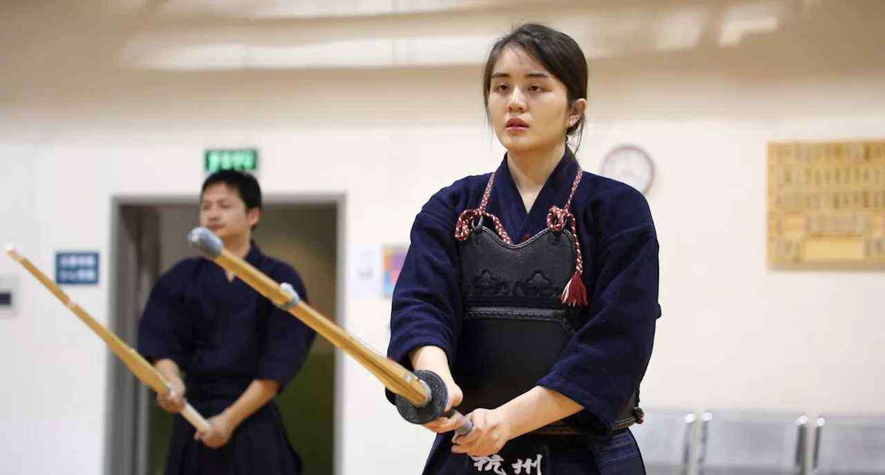 杭州剑道爱好会 杭州胖妹痴迷剑道，暴瘦30斤成美女