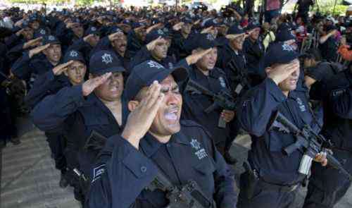 墨西哥炖警察 在墨西哥当警察需要多大的勇气？