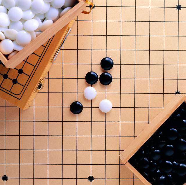 围棋术语 围棋术语“夹”是什么意思？