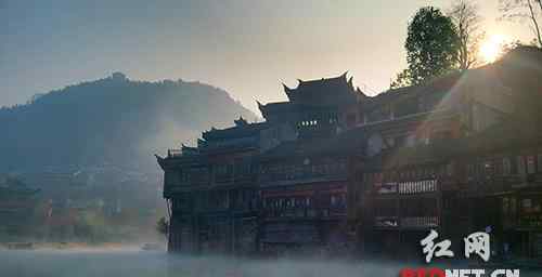 中国十大恐怖食物 湖南十大重口味惊悚美食 赏景之余练练胆