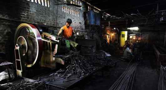 钢铁排名 世界钢铁产量排名 中国居榜首