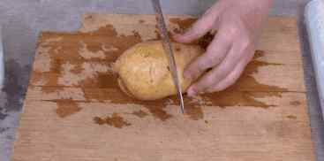 芝士土豆 能拉丝的芝士焗土豆泥，不用烤箱也能做！