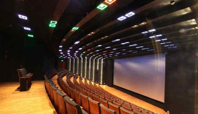 北京电影院票价 北京部分电影院悄悄分区售票，坐好座位竟要多花钱，观众吐槽坑人