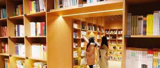 安腾忠雄 光的空间新华书店亮相上海爱琴海 安藤忠雄亲自操刀