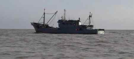 江苏盐城海域一渔船翻沉 到底发生了什么
