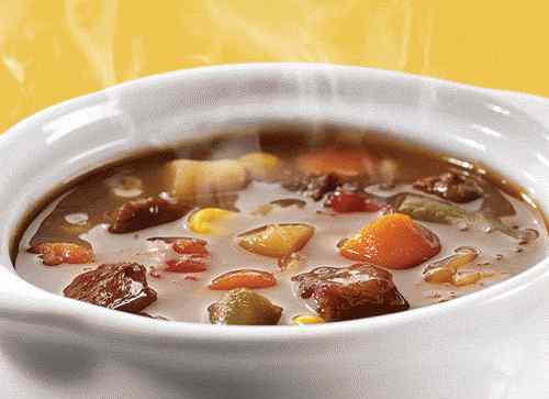 节瓜煲汤 广东人擅长煲汤，可以做到不放肉也令汤很好喝！