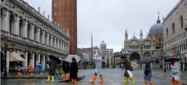 威尼斯80%被淹 全市进入紧急状态