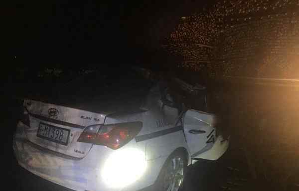 安徽3名警务人员护送群众回家遭遇车祸 车上4人遇难