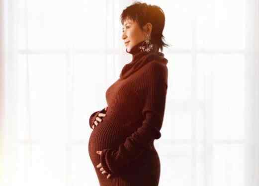 马丽孕肚写真  喜剧演员马丽怀孕了孕肚写真长啥样（图）