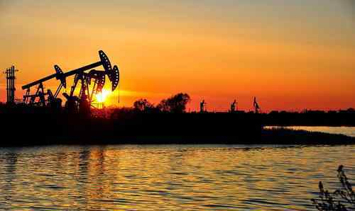 阿联酋宣布新发现石油 阿联酋石油储量多少吨