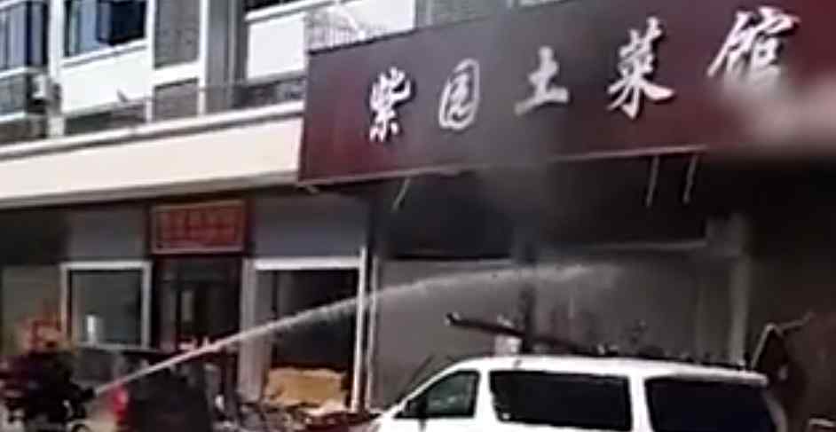 湖南一餐馆发生爆炸 多人受伤 还原事发经过及背后真相！