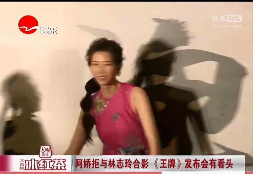 林志玲董卿 林志玲高情商吗？看她与阿娇、李嘉欣、董卿同台表现，有点绿茶