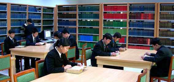 朝鲜教科书 揭秘｜在朝鲜留学是一种什么样的体验？
