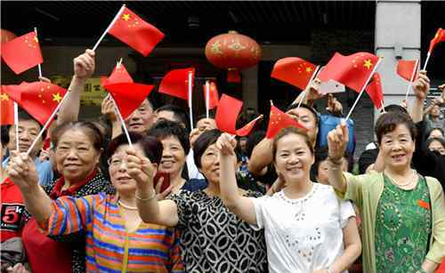 温州男人医院俱佳五马 一场震撼快闪，燃爆五马禅街！