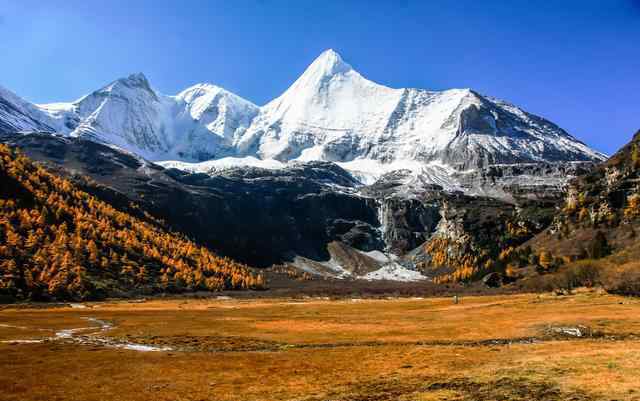 稻城亚丁海拔多少米高 西藏与稻城亚丁，哪个高反较严重？