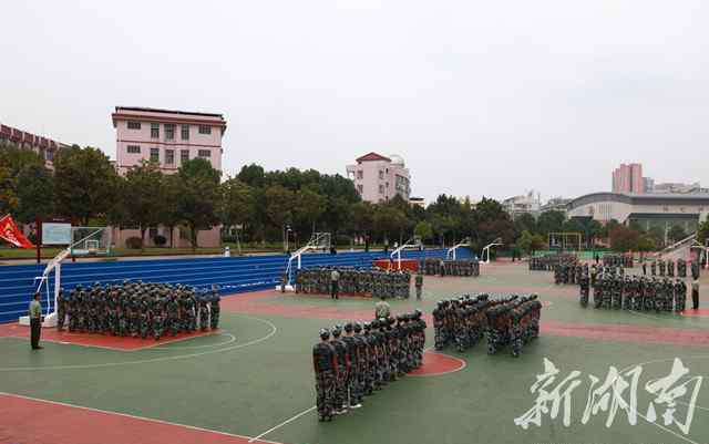 慈利一中 慈利县第一中学举行高一学生军事训练