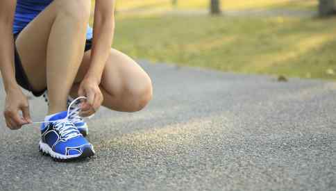 正确的跑步减肥方法 春天跑步如何才能达到减肥效果 跑步减肥的正确方法