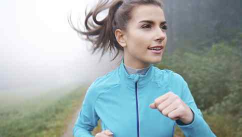 慢跑减肥的正确方法 春天跑步如何才能达到减肥效果 跑步减肥的正确方法