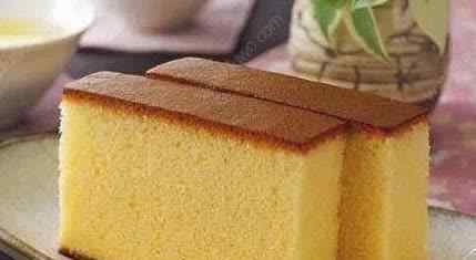 为什么蛋糕烤完会塌下去 为什么蒸蛋糕的时候，蛋糕涨起来，一拿出来，就凹下去，是哪个步骤出问题呢？