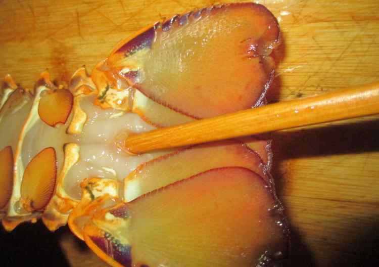 大龙虾怎么做好吃 蒜泥大龙虾怎么做好吃 蒜泥大龙虾做法大全