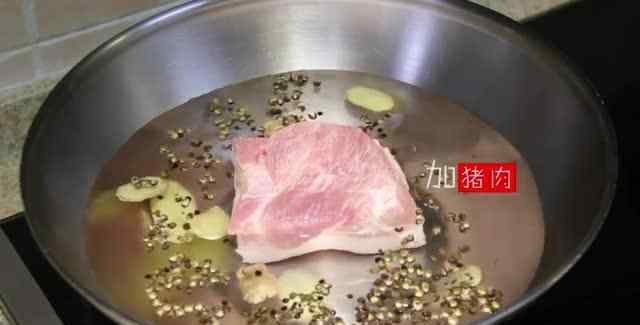 梅菜扣肉的做法视频 梅菜扣肉做法和配方 梅菜扣肉怎么做有营养