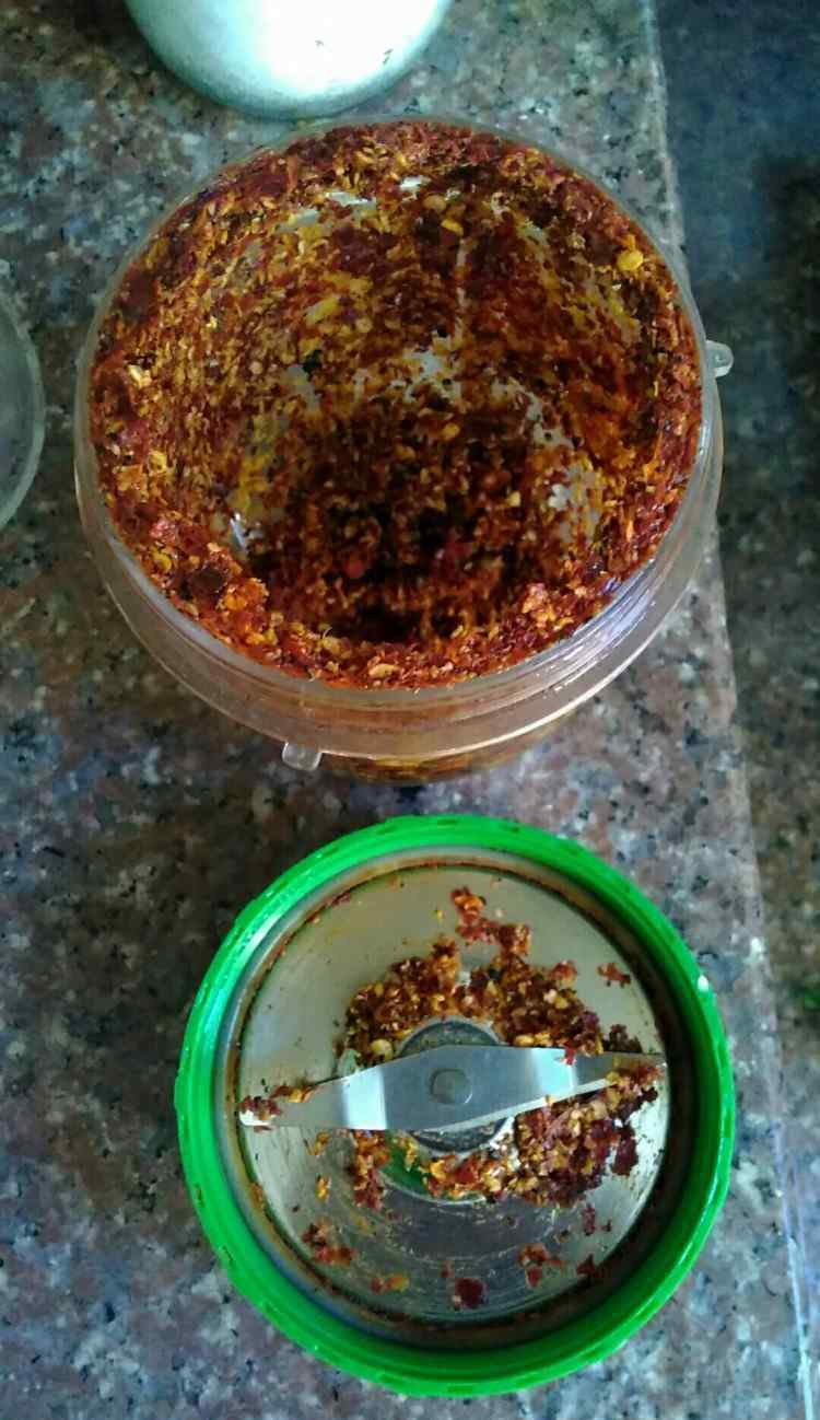 干辣椒酱的做法 干辣椒酱的简单做法 干辣椒酱配方与做法