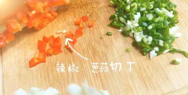 香煎豆腐的做法 香煎豆腐怎么做好吃 香煎豆腐做法和材料