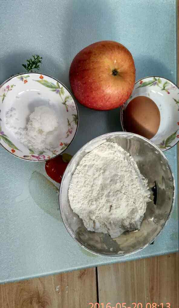 苹果饼的做法 苹果饼的家常做法 苹果饼配方与做法