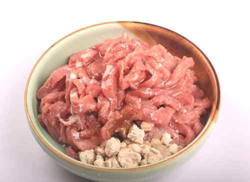 豌豆角怎么做好吃 豌豆角炒牛肉的家常做法 豌豆角炒牛肉配方与做法