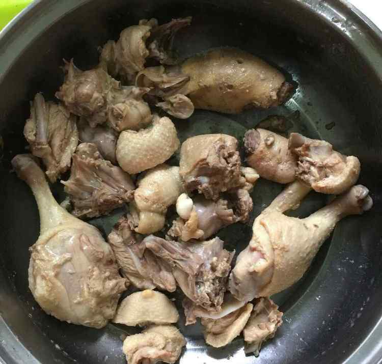 白萝卜鸭肉汤禁忌 鸭子白萝卜汤怎么做好吃 鸭子白萝卜汤做法详细步骤